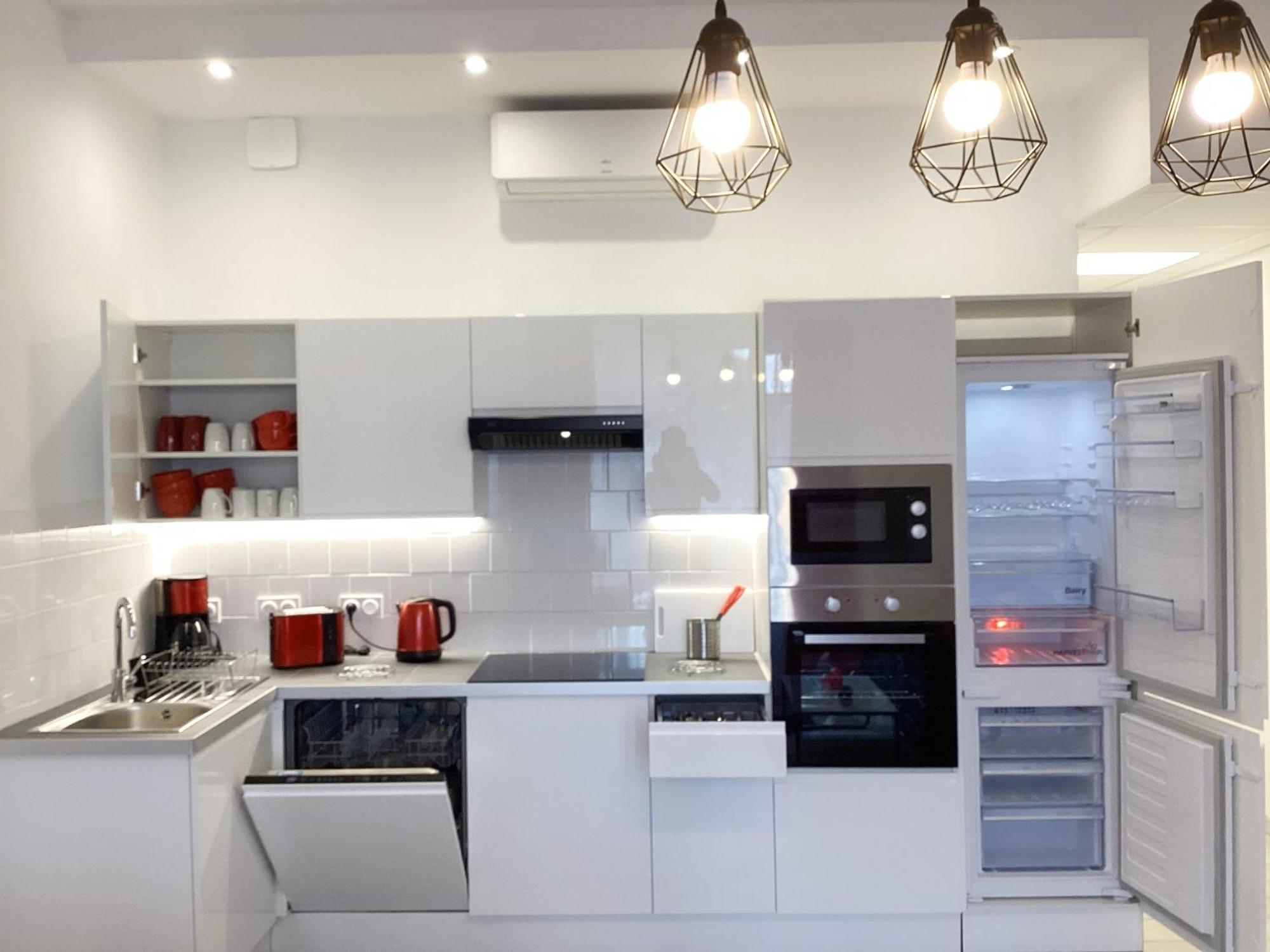 Appartement Stella 95 M2 Climatise Parking Proche Sanctuaires Lourdes Extérieur photo